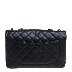 Pre Owned حقيبة شانيل جومبو كلاسيك جلد كافيار مبطن أسود ذات قلاب واحد 