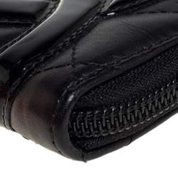 مملوكة مسبقًا Chanel Black Quilted Leather Cambon Ligne Zippy Organizer Wallet