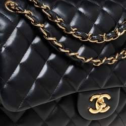 مملوكة مسبقًا Chanel Black Quilted Leather Jumbo Classic Double Flap Bag