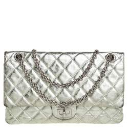 مملوكة مسبقًا Chanel Silver Quilted Leather Reissue 2.55 Classic 226 Flap Bag