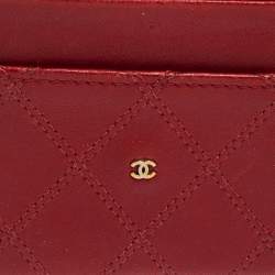 مملوكة مسبقًا Chanel Red Quilted Leather Classic Vintage Card Holder