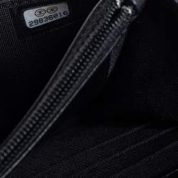 مملوكة مسبقًا محفظة شانيل بوي جلد خروف مبطن أسود بسلسلة