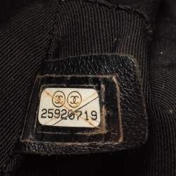 مملوكة مسبقًا Chanel Black Quilted Leather Halfmoon Bag