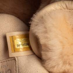 Pre Owned Chanel Pink Shearling Flap Bag