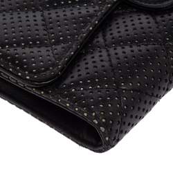 مملوكة مسبقًا Chanel Black Quilted Perforated Leather Continental Wallet