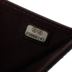 Pre Owned محفظة شانيل كلاسيك جلد كافيار أسود مبطن ثلاثية الطي بقلاب