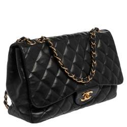 مملوكة مسبقًا حقيبة شانيل قلاب واحد جامبو كلاسيك جلد خروف مبطن أسود