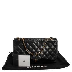 مملوكة مسبقًا حقيبة شانيل قلاب واحد جامبو كلاسيك جلد خروف مبطن أسود