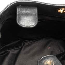 مملوكة مسبقًا حقيبة يد توتس شانيل شوبر جلد كافيار مبطنة سوداء صغيرة  