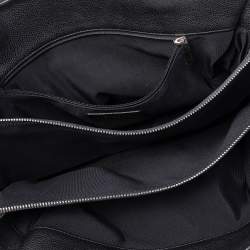 Pre Owned حقيبة يد توتس شانيل تايمليس بيتيت جلد كافيار أسود