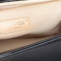 مملوكة مسبقًا Chanel Black Leather Large Label Click Flap Bag