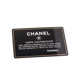 مملوكة مسبقًا حقيبة شانيل "إيزي" قلاب جلد كافيار أزرق ميتاليك