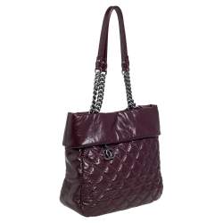 Pre Owned حقيبة يد توتس شانيل ألتيميت ستيتش جلد عنابي مبطن