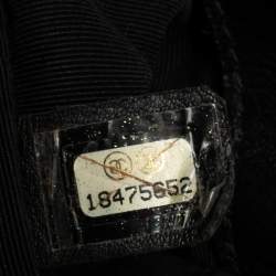 مملوكة مسبقًا Chanel Black Leather Enchained Boy Medium Flap Bag