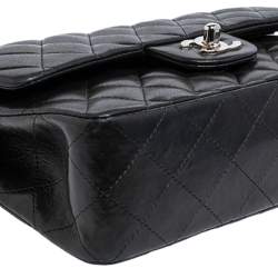 مملوكة مسبقًا Chanel Black Quilted Lambskin Leather Small Classic Double Flap Bag