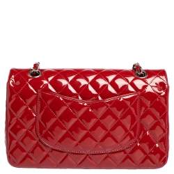 Pre Owned حقيبة شانيل قلاب مزدوج كلاسيك متوسطة جلد لامع مبطن أحمر