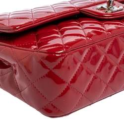 Pre Owned حقيبة شانيل قلاب مزدوج كلاسيك متوسطة جلد لامع مبطن أحمر