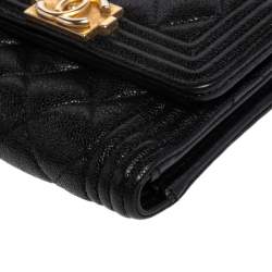 Pre Owned Chanel Black Quilted Caviar Leather Small Boy Wallet