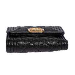 Pre Owned Chanel Black Quilted Caviar Leather Small Boy Wallet
