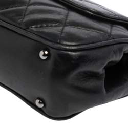 Pre Owned حقيبة شانيل أكورديون جلد أزرق داكن ذات قفل كبس وقلاب