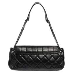 Pre Owned حقيبة شانيل أكورديون جلد أزرق داكن ذات قفل كبس وقلاب