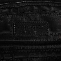 Pre Owned حقيبة شانيل أكورديون جلد أزرق داكن ذات قفل كبس وقلاب