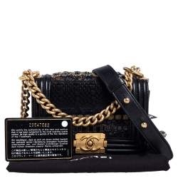 Pre Owned حقيبة يد شانيل بوي جلد وتويد سوداء ميني 