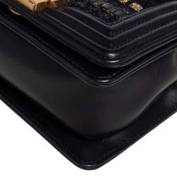 Pre Owned حقيبة يد شانيل بوي جلد وتويد سوداء ميني 