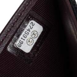 مملوكة مسبقًا محفظة شانيل كلاسيك جلد كافيار أسود مبطن ثلاثية الطي بقلاب