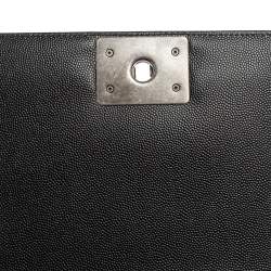 Pre Owned Chanel Black Quilted Caviar Leather Medium Boy Flap Bag