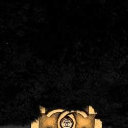 Pre Owned حقيبة كتف شانيل بوي جلد وفرو أرنب سوداء بقلاب متوسطة 