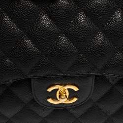 Pre Owned حقيبة يد شانيل كلاسيك جامبو جلد كافيار مبطن أسود بقلاب مزدوج 