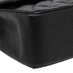 Pre Owned حقيبة يد شانيل كلاسيك جامبو جلد كافيار مبطن أسود بقلاب مزدوج 