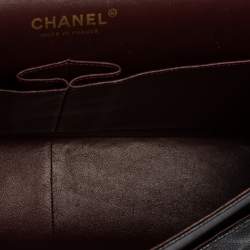 Pre Owned حقيبة يد شانيل كلاسيك جامبو جلد كافيار مبطن أسود بقلاب مزدوج 