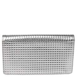 Pre Owned محفظة شانيل طويلة طية مزدوجة سي سي جلد شوكليت  بار مايكرو فضي ميتالك