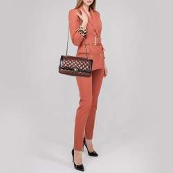 مملوكة مسبقًا حقيبة شانيل داي جلد مبطن لونين عنابي/أسود ذات قلاب