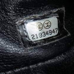 ممل وكة مسبقًا حقيبة شانيل داي جلد مبطن لونين عنابي/أسود ذات قلاب