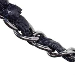 مملوكة مسبقًا حقيبة شانيل جلد لامع نقشة دلاية  د الحظ+