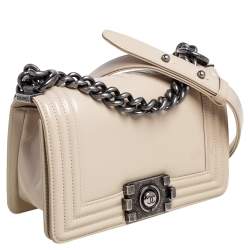 Pre Owned Chanel Beige Glazed Leather Small Boy Flap Bag