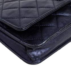 مملوكة مسبقًا محفظة بسلسلة شانيل ريإيشو 2.55 جلد مبطن أزرق ميتالك