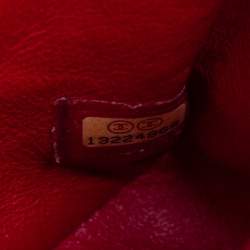 Pre Owned حقيبة شانيل جامبو كلاسيك جلد كافيار مبطن بيج بقلاب مزدوج 