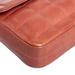 مملوكة مسبقًا Chanel Brown Chocolate Bar Quilted Patent Leather East West Flap Bag