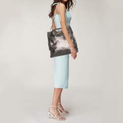 Pre Owned حقيبة يد توتس شانيل دريل جلد مثقب فضي كبيرة