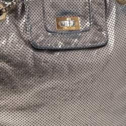 Pre Owned حقيبة يد توتس شانيل دريل جلد مثقب فضي كبيرة