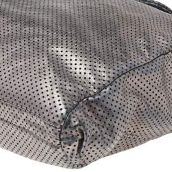 Pre Owned حقيبة يد توتس شانيل دريل جلد مثقب فضي كبيرة