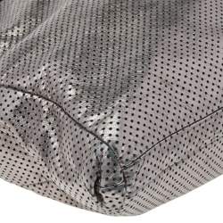 Pre Owned حقيبة يد توتس شانيل دريل جلد مثقب فضي كبيرة