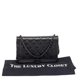 Pre Owned Chanel Black Quilted Caviar Leather Boy Wallet On Chain