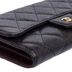 Pre Owned Chanel Black Quilted Caviar Leather Classic Flap Wallet