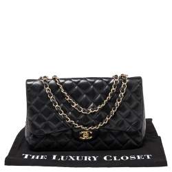 Pre Owned حقيبة شانيل كلاسيك جامبو جلد خروف مبطن أزرق بقلاب واحد 