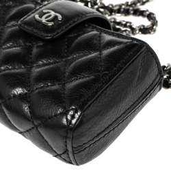 Pre Owned Chanel Black Quilted Leather Mini Phone Holder Chain Clutch